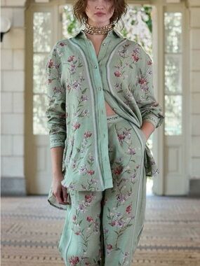 Agua by Agua Bendita Cecelia Honeysuckle  Linen Button Down Shirt